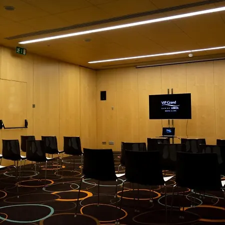 Vip Grand & Ξενοδοχείο