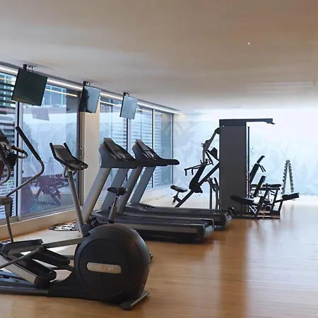 Vip Grand & Ξενοδοχείο 5*