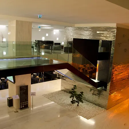 Vip Grand & Ξενοδοχείο 5*