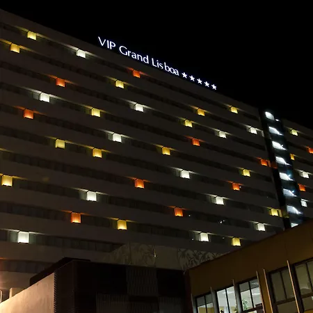 Vip Grand & מלון 5*