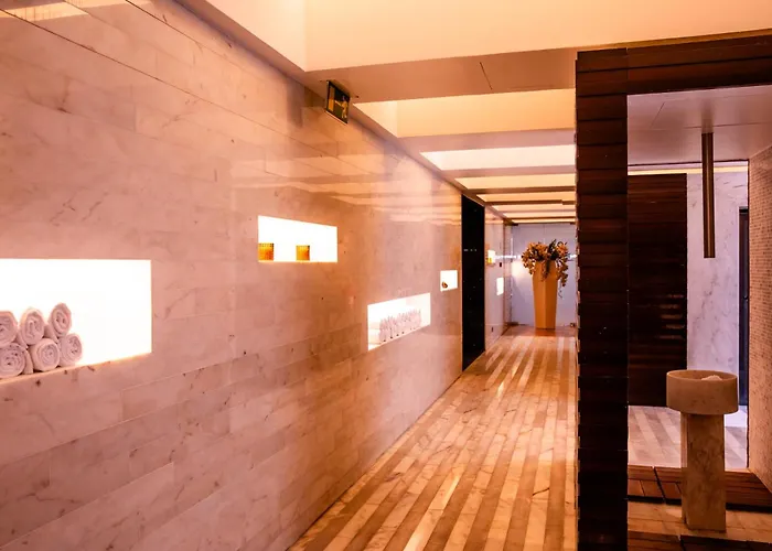 Vip Grand & Hotel 5*