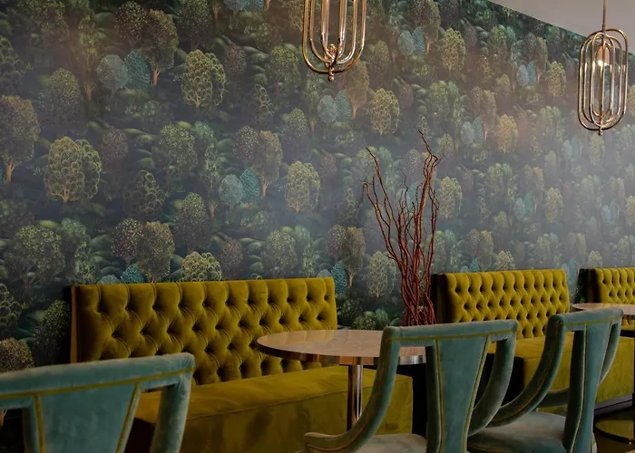 Vip Grand & Отель